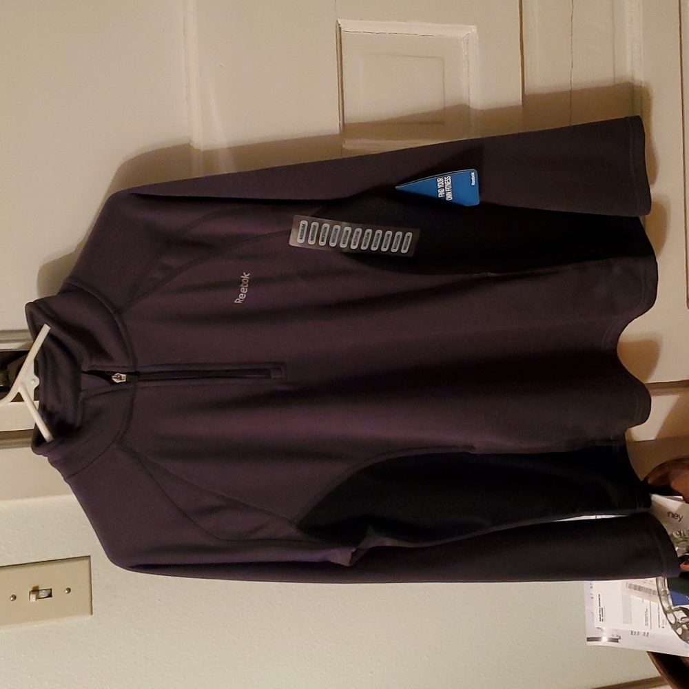 Medium Reebok gray pullover